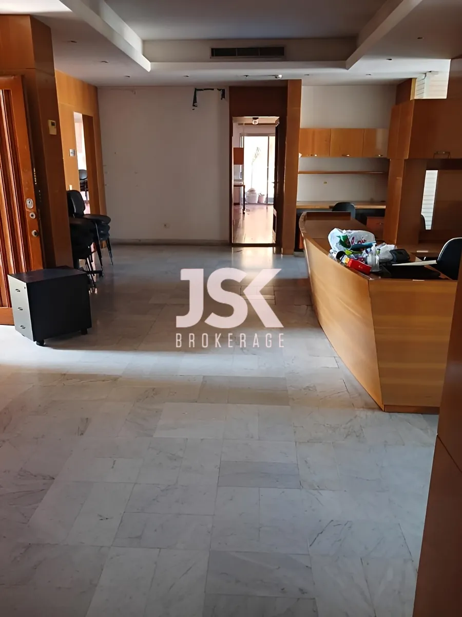 Office for sale in Antelias