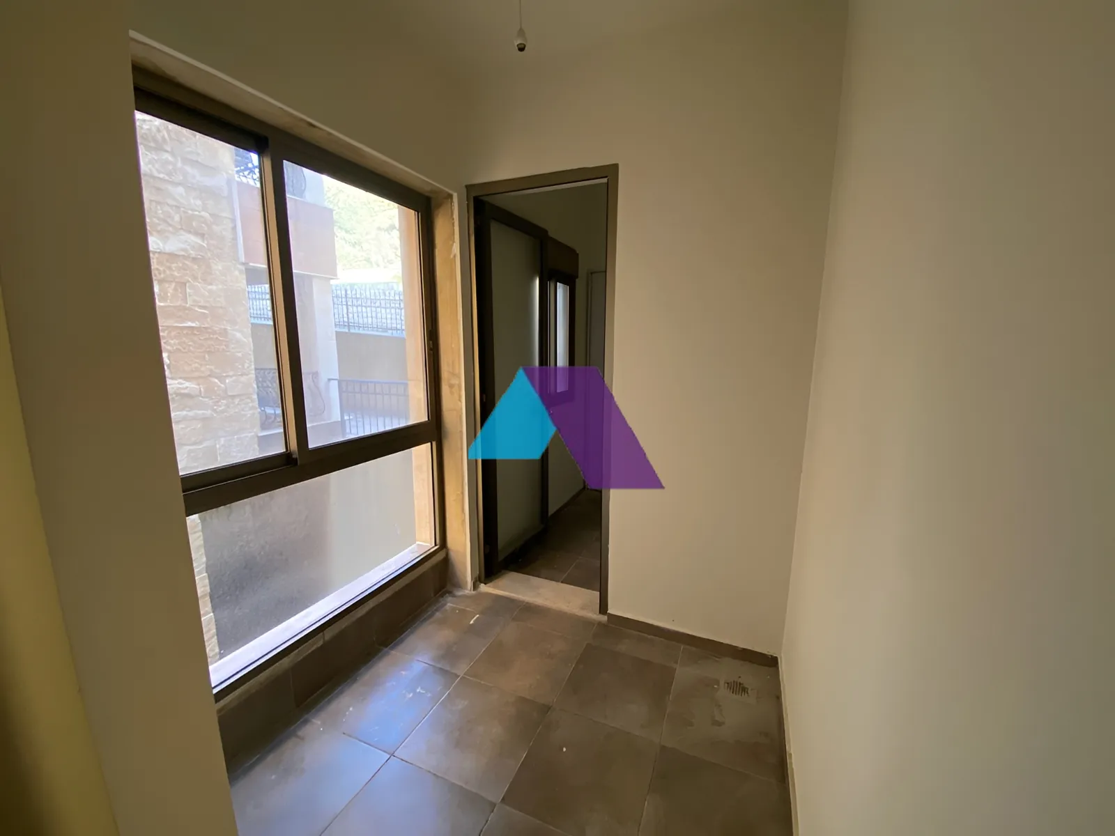Apartment for Sale in Ballouneh