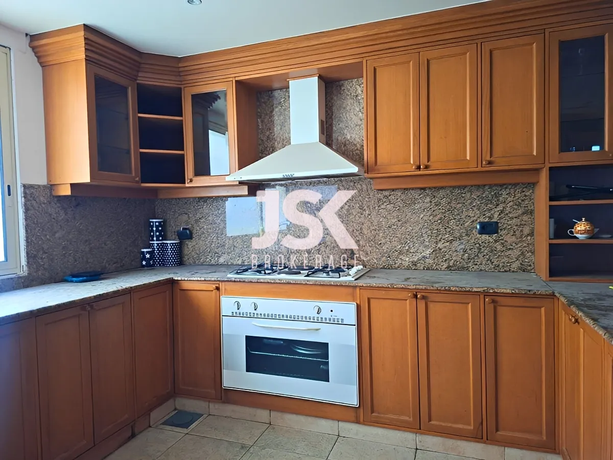 Apartment for Rent in Ramleh Al Bayda, Beirut, Lebanon