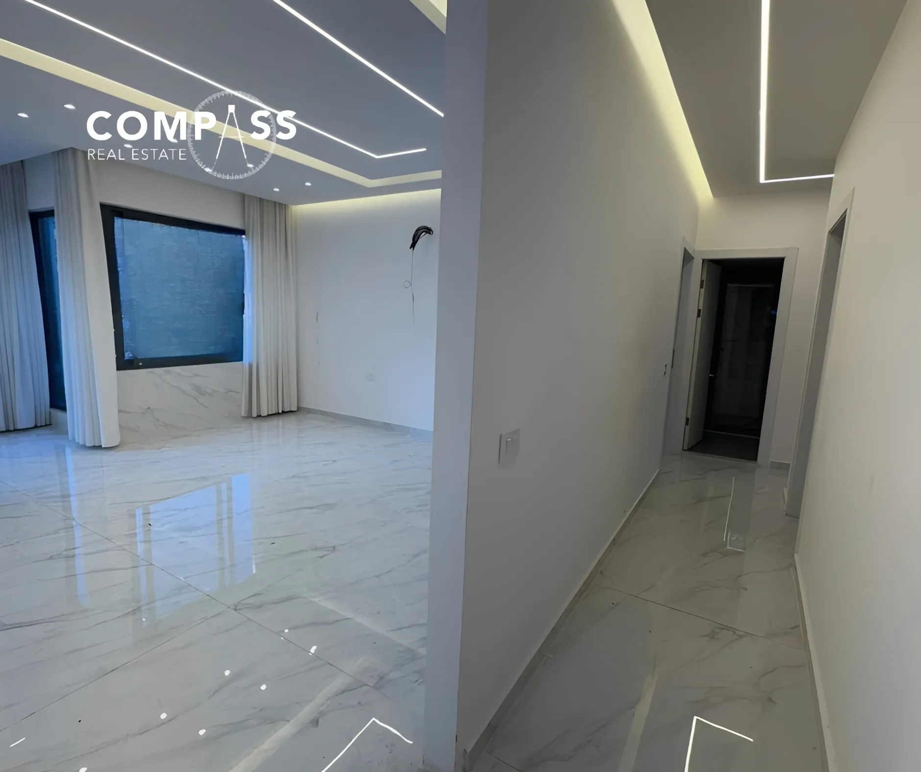 Apartment for sale in Raoucheh, Beirut, Lebanon - 3 bed, 2 bath