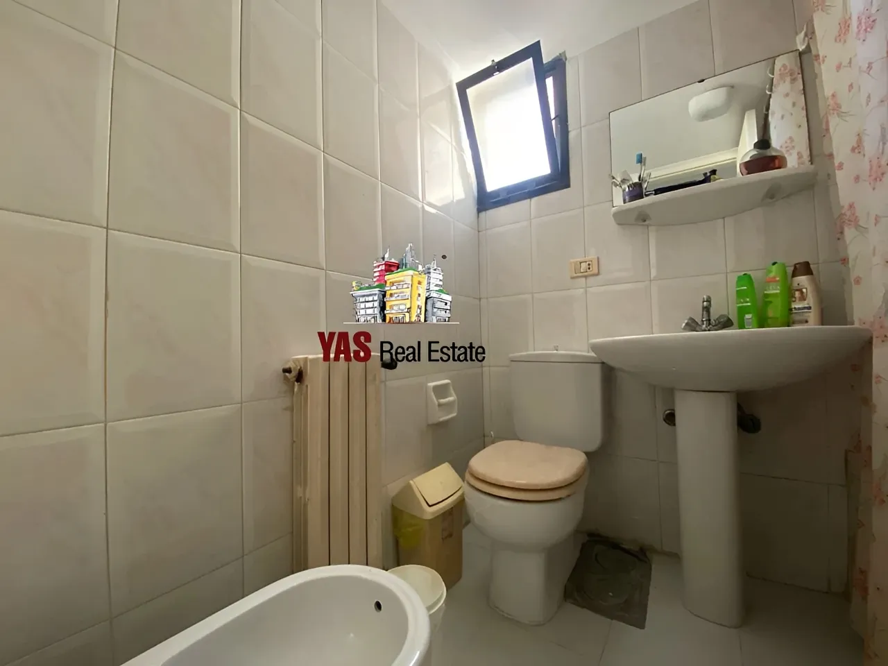 Apartment for Sale in Aaoukar, Lebanon - 2 bed, 2 bath