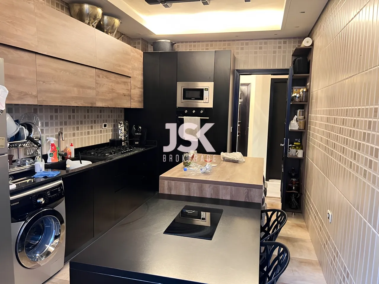 Apartment for Sale in Forn El Chebbak