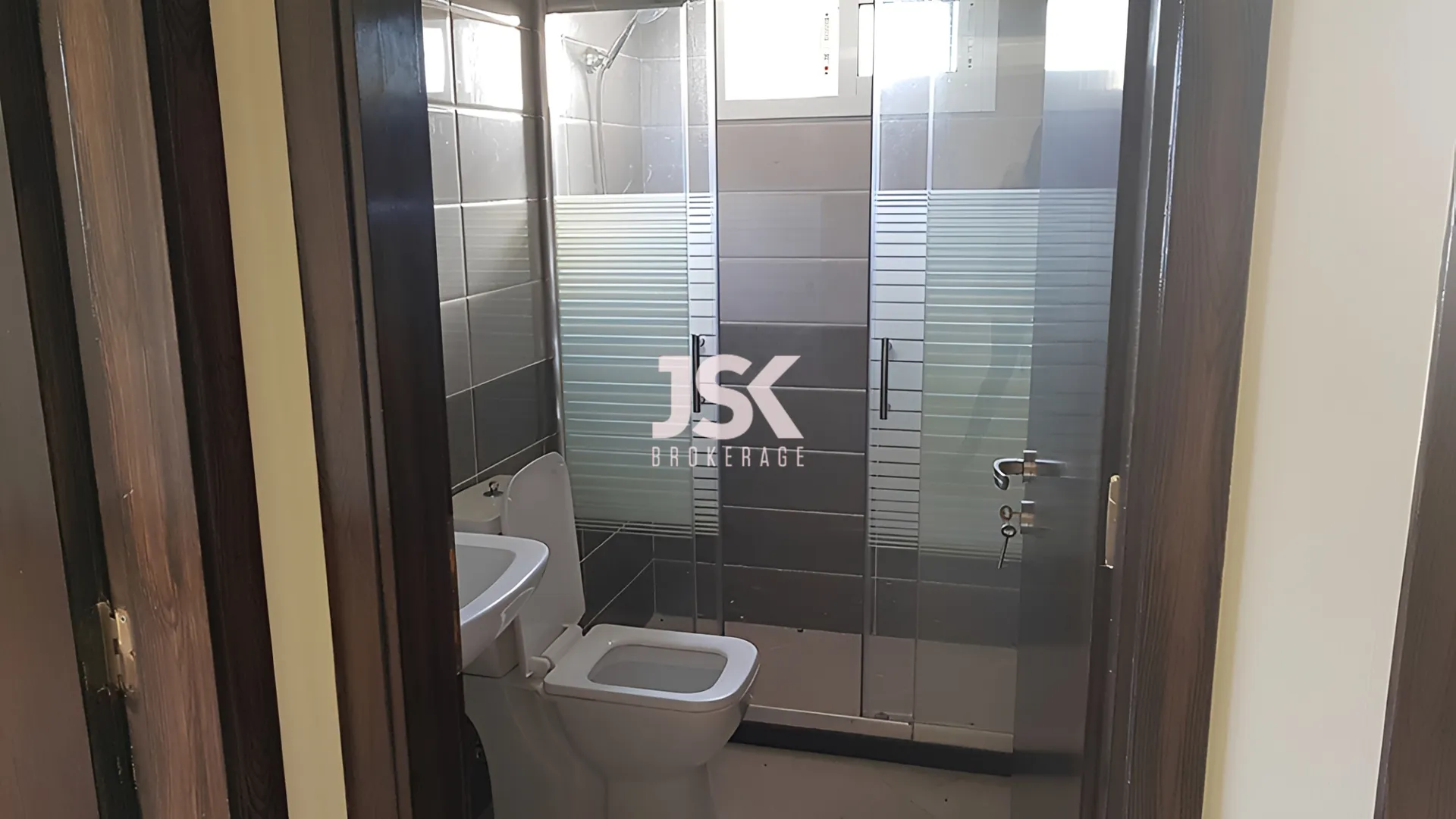 Apartment for Sale in Aamchit