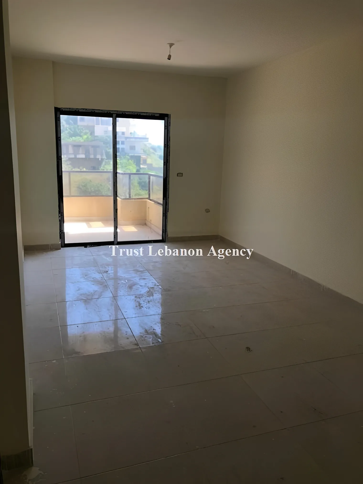 Apartment for Sale in Sidon, Maghdouche - 3 bed, 2 bath