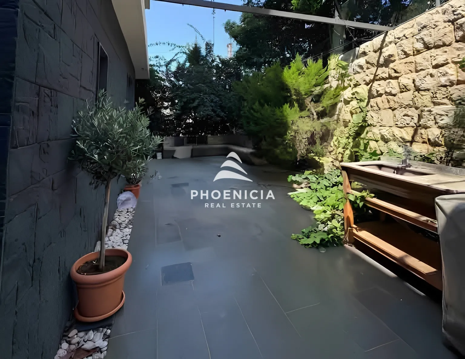Apartment for sale in Blat