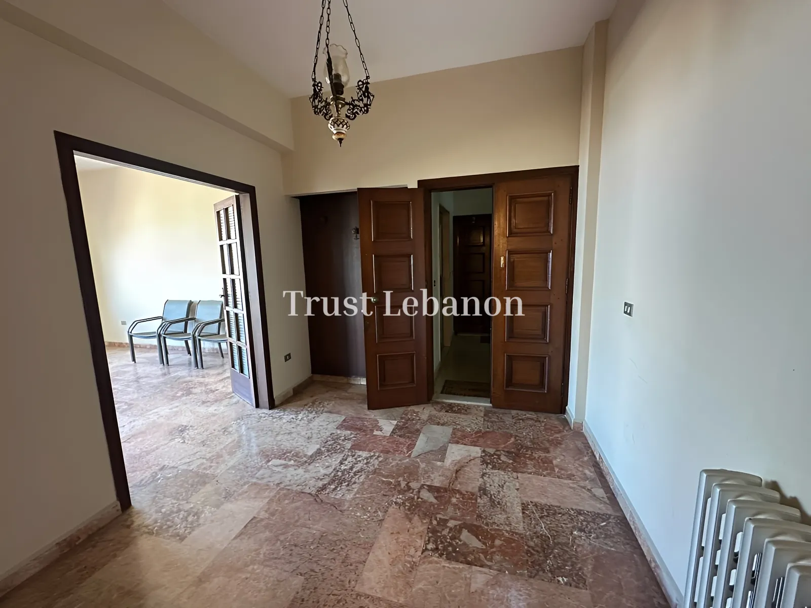 Apartment for sale in Ain Saadeh
