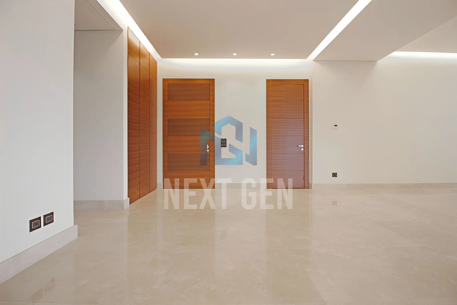 Apartment for Rent in Ain Al Mraiseh - 4 bed, 6 bath