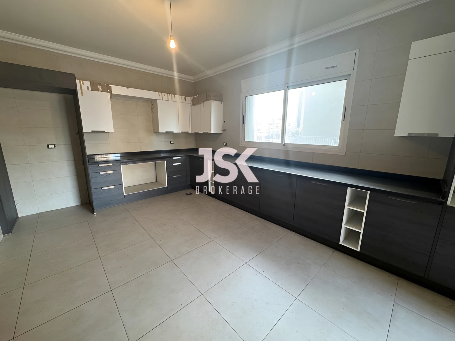 Apartment for Sale in Ramlet El Baida