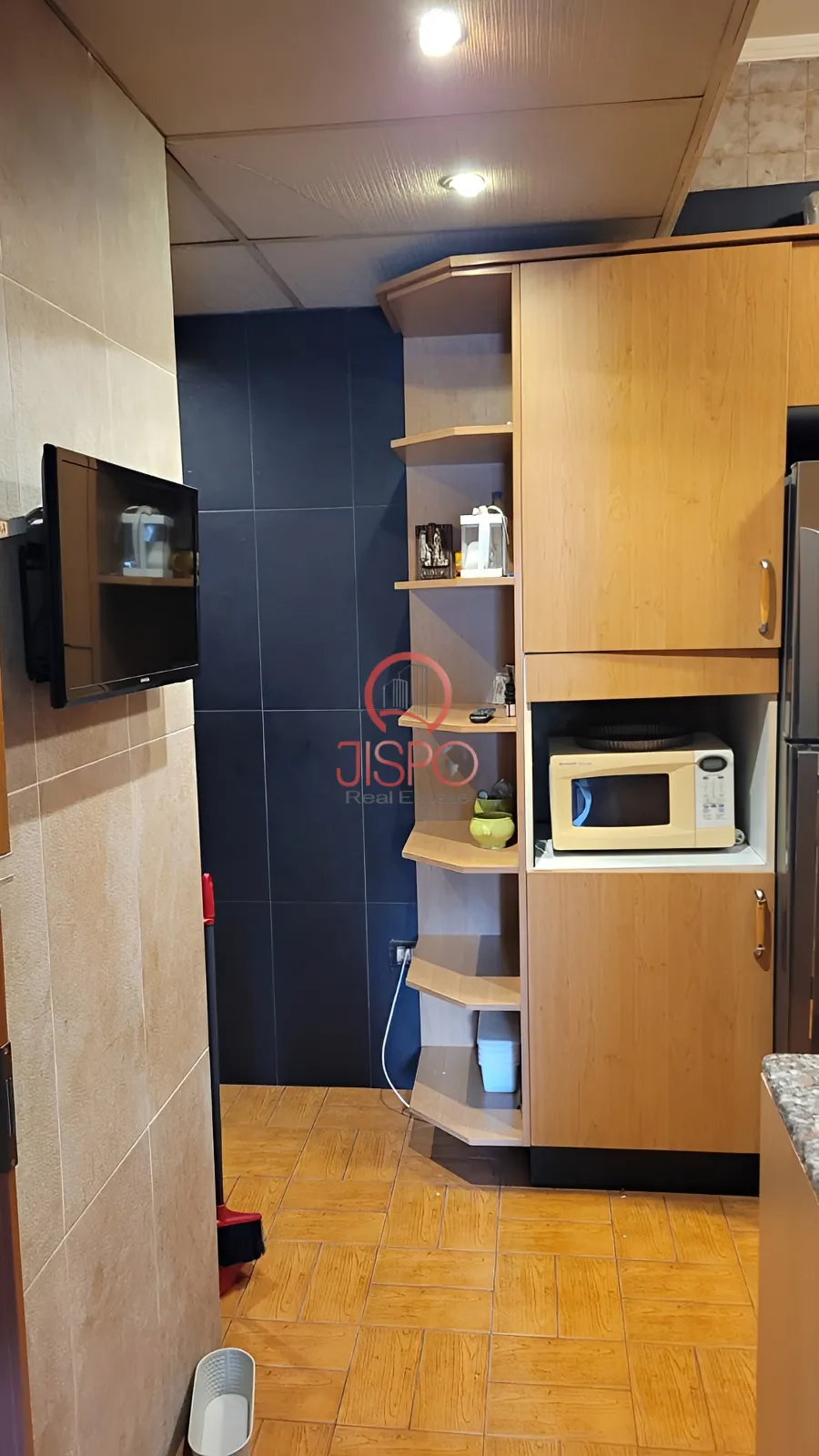Apartment for Rent in Adonis