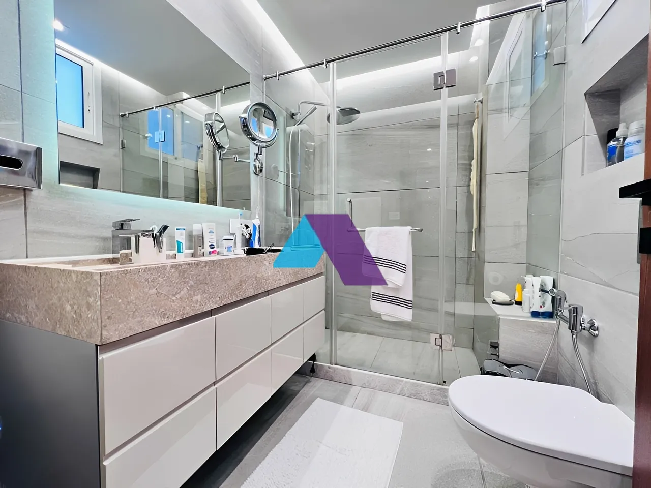 Apartment for Sale in Ain El Tineh