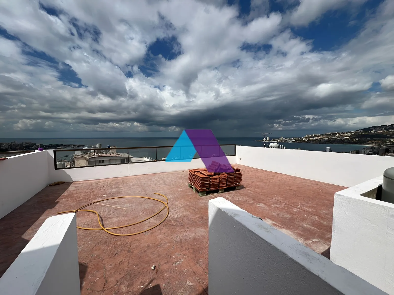 Apartment for Sale in Haret Sakher