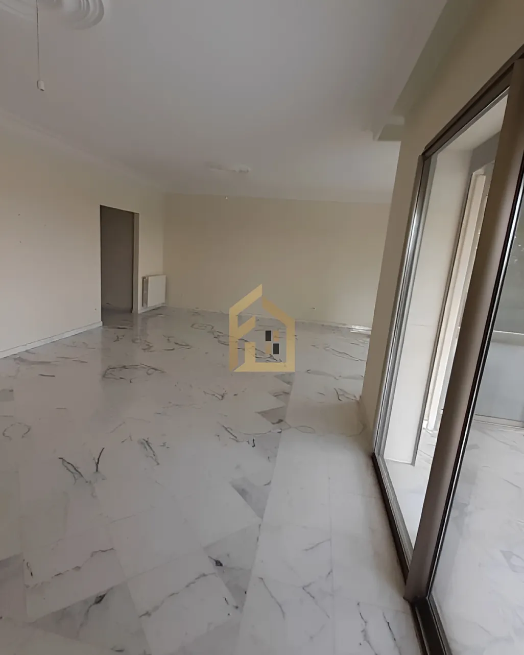 Apartment for rent in Baabdat, Lebanon - 3 bed, 4 bath