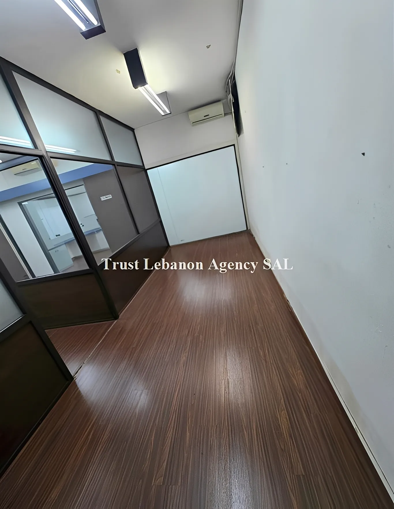 Office for rent in Metn, Horsh Tabet