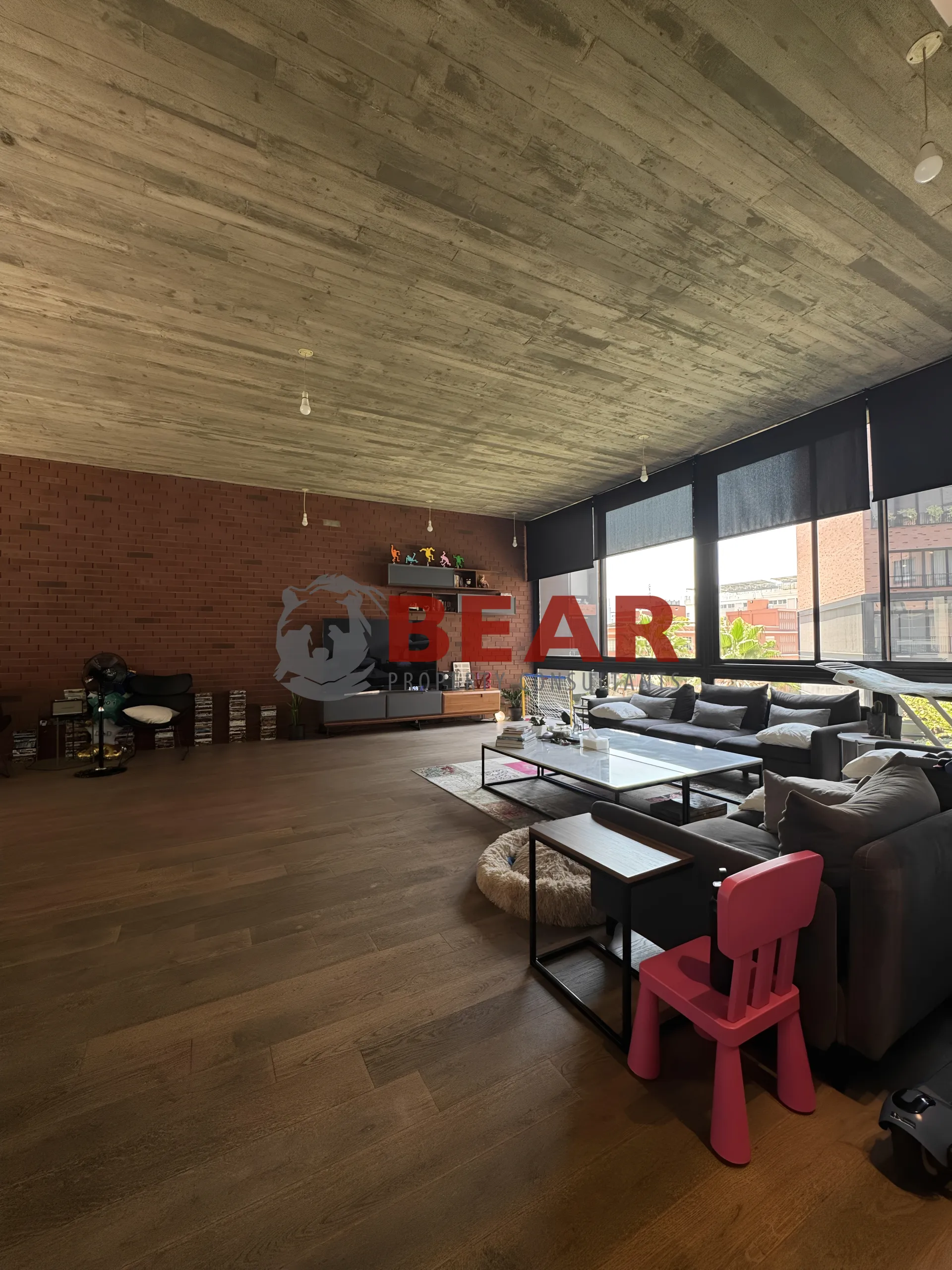 Loft for Sale in Achrafieh, Beirut, Lebanon - 3 bed, 4 bath
