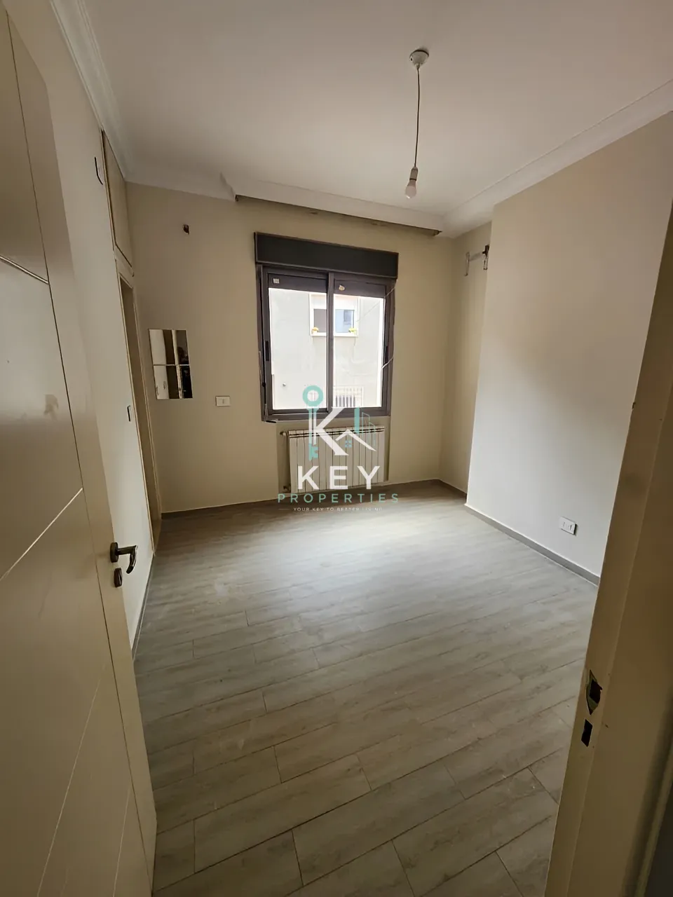 Apartment for rent in Jouret El Ballout, Lebanon - 2 bed, 3 bath