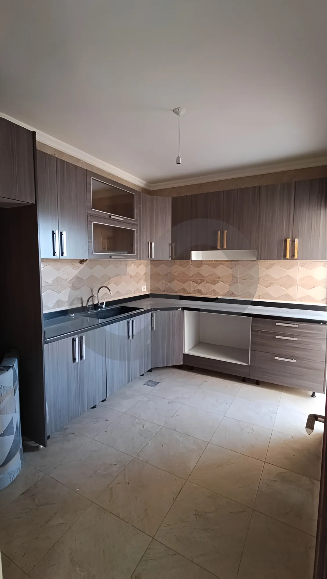 Apartment for Sale in Ras Al Naba'a - 3 bed, 3 bath
