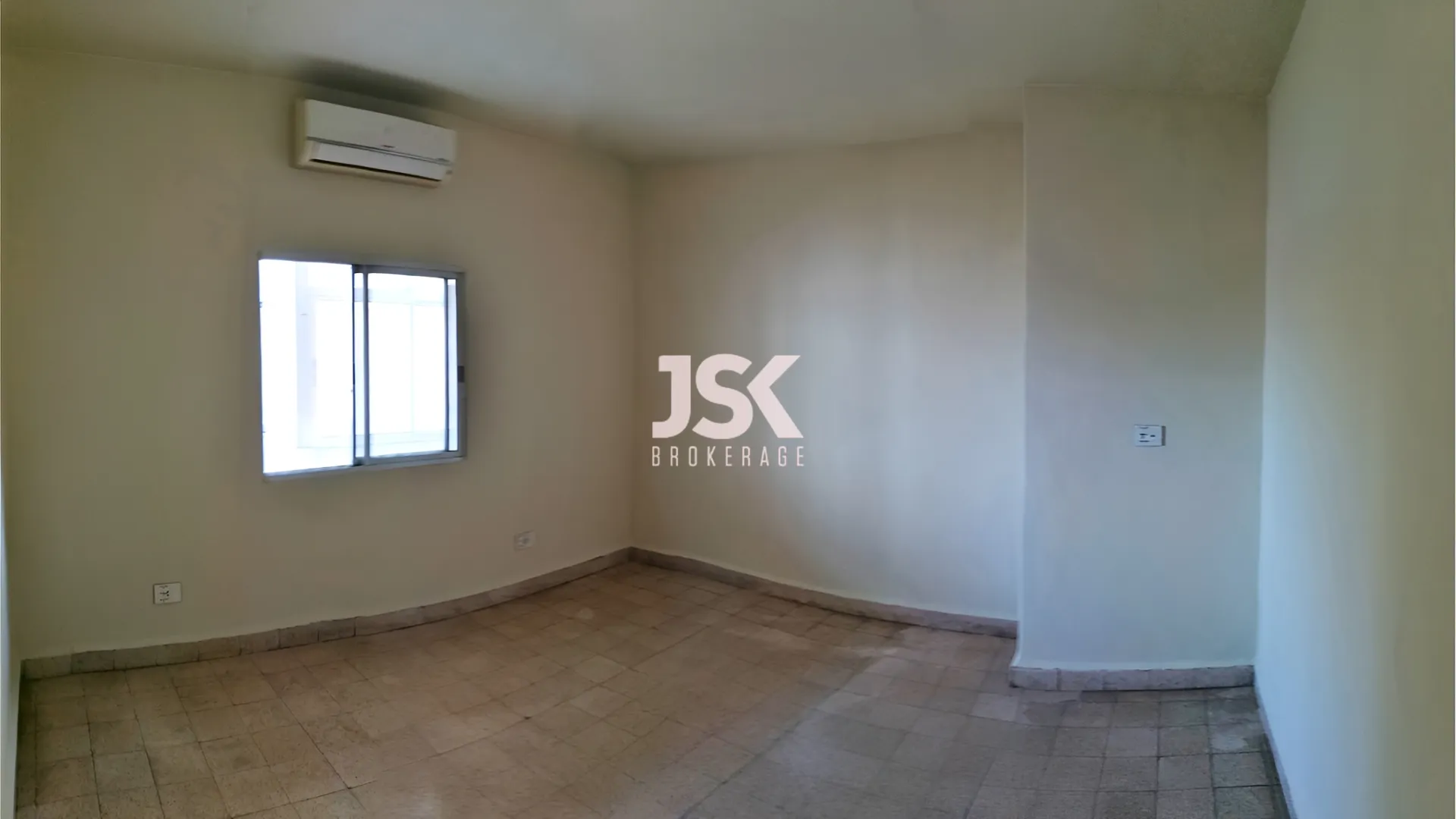 Apartment for Rent in Achrafieh - 2 bed, 1 bath