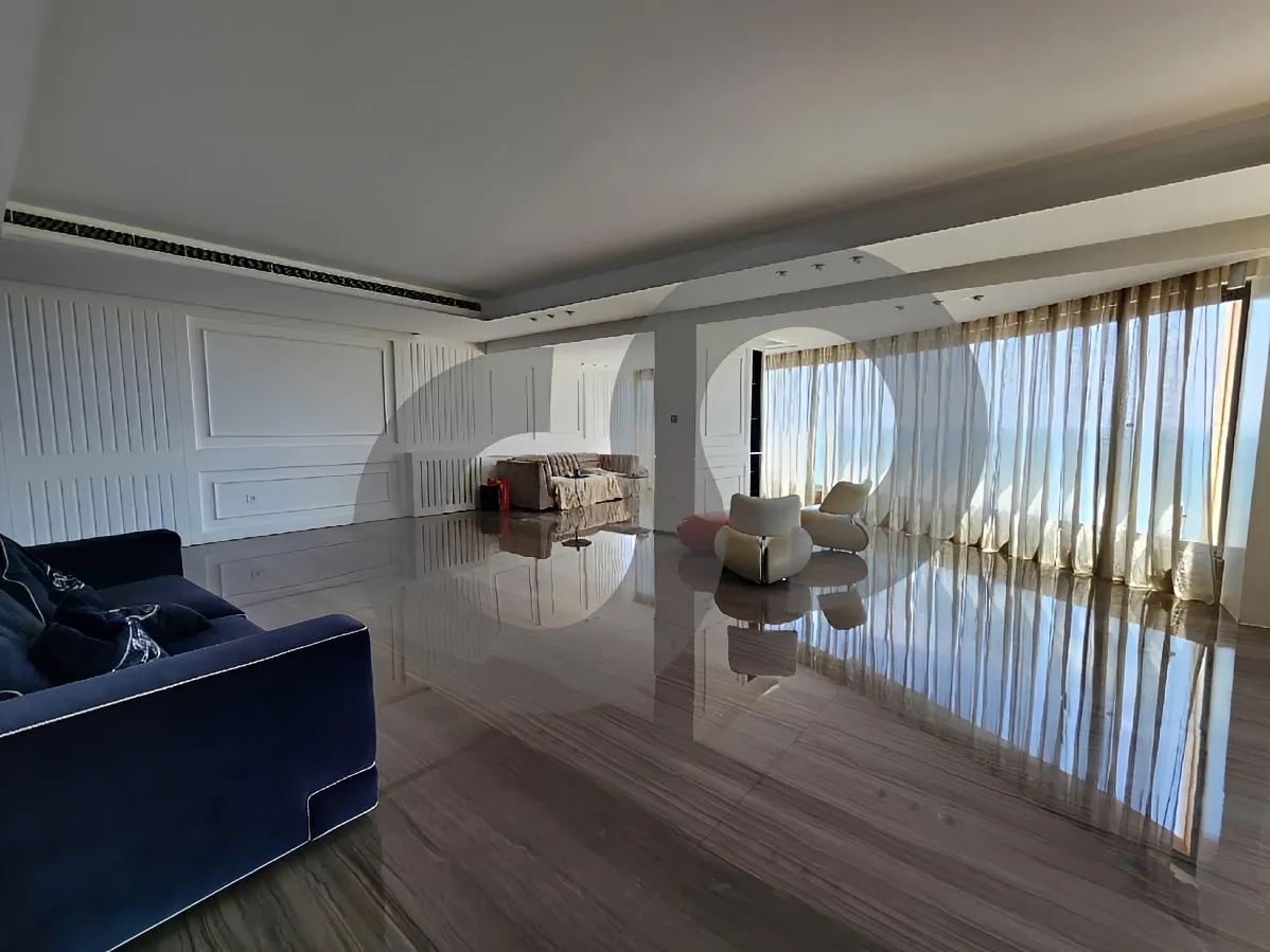 Apartment for Sale in Ramlet El Baida, Bayrut, Lebanon