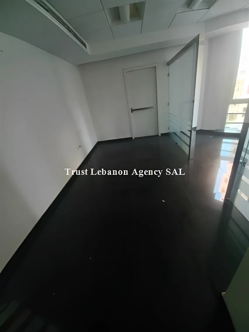 Office For Rent in Beirut, Sanayeh