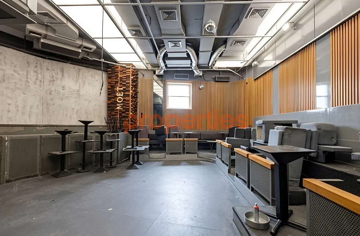 Office for Rent in Achrafieh