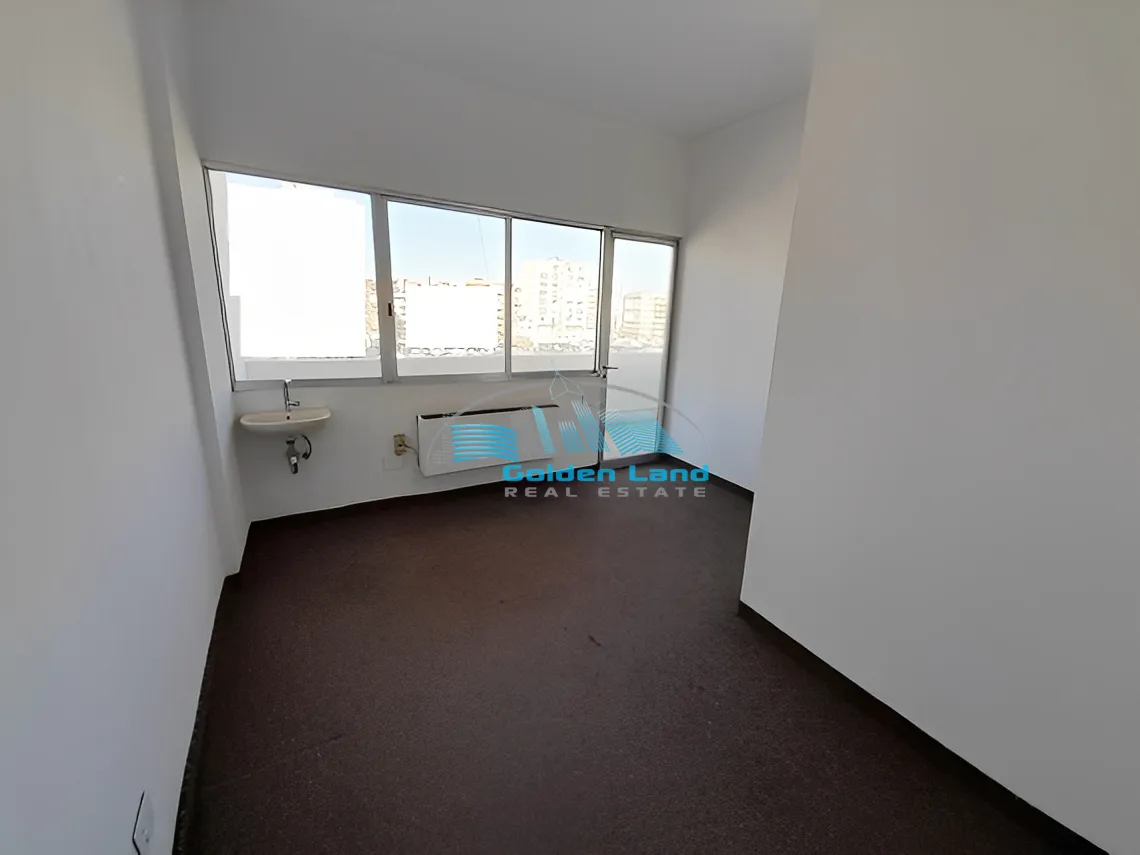 Office for rent in Baouchriyeh