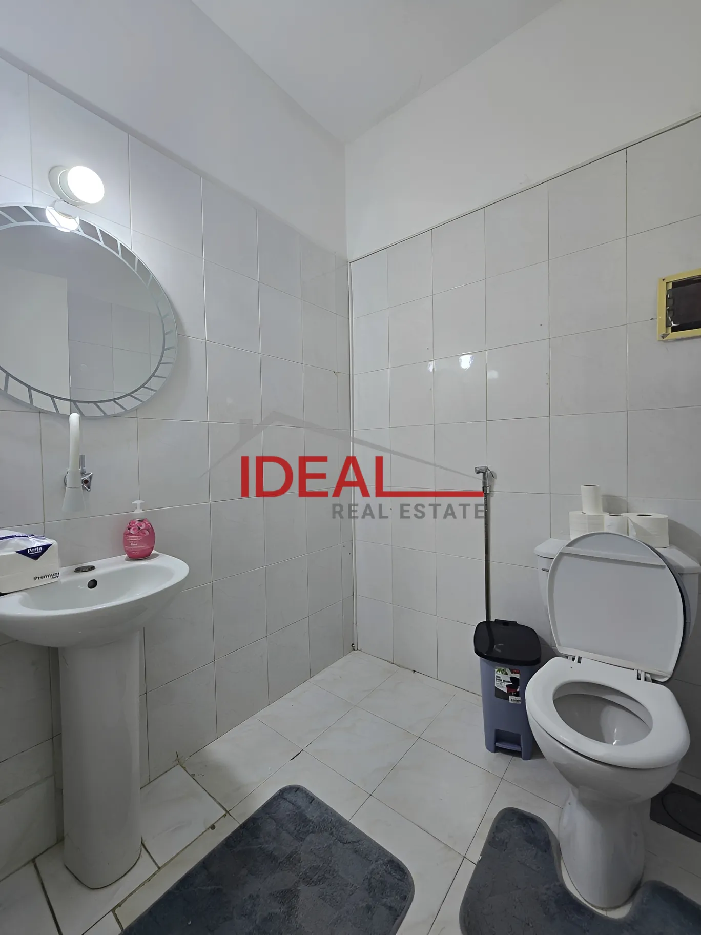 Office for rent in Jisr El Bacha, Lebanon
