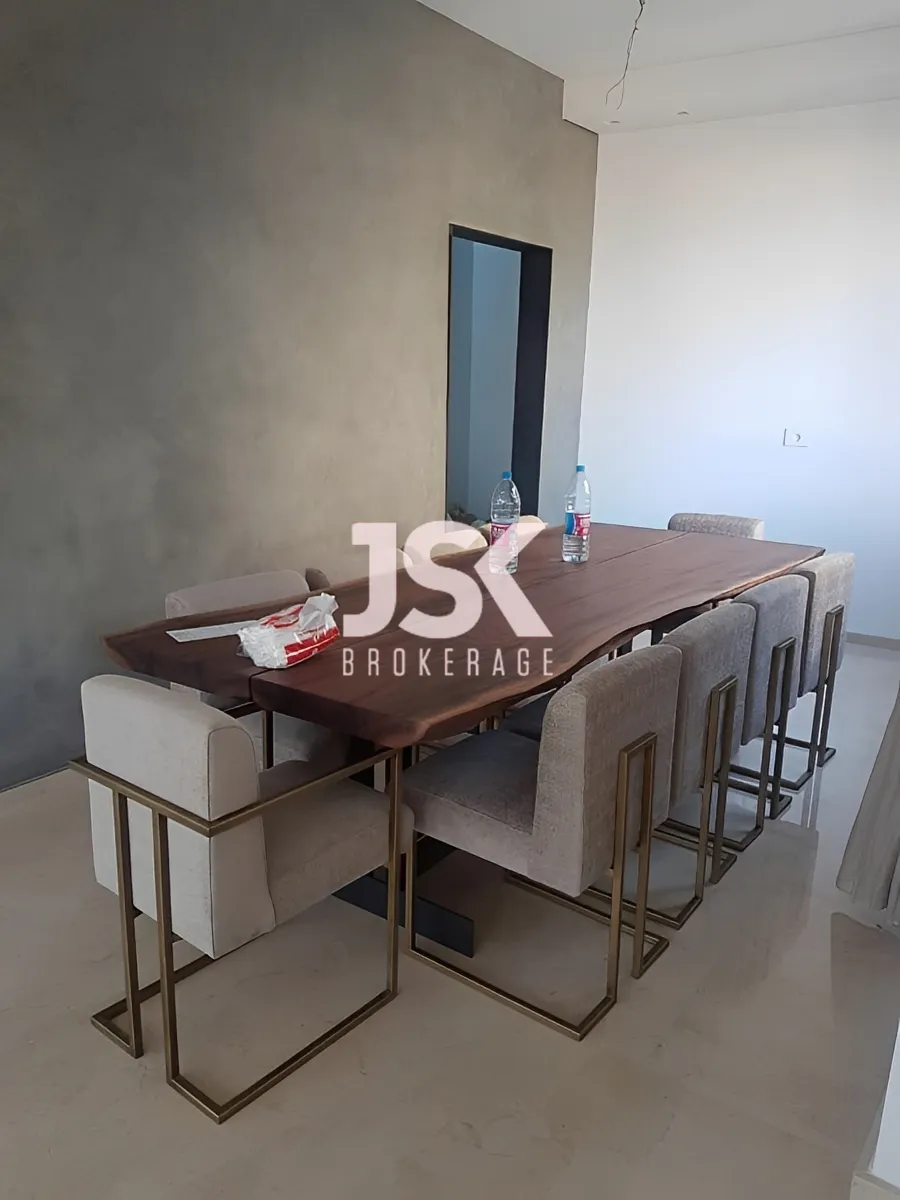 Duplex for Sale in Badaro, Beirut, Lebanon - 3 bed, 5 bath