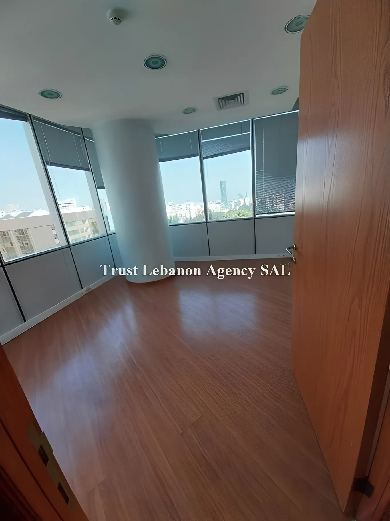 Office for rent in Metn, Jisr El Bacha