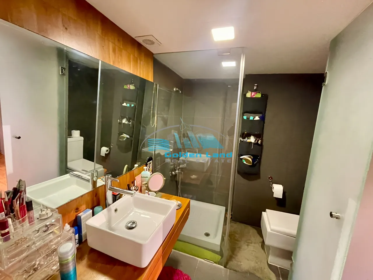 Apartment for Sale in Haret Sakher
