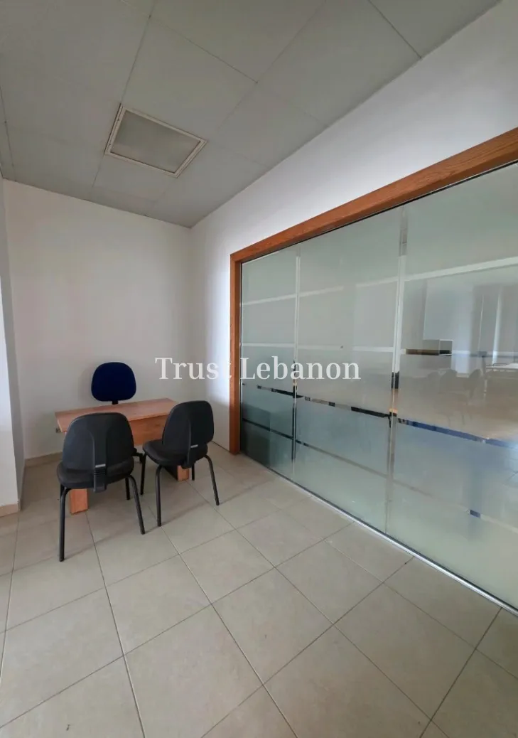 Office for rent in Mkalles, Lebanon