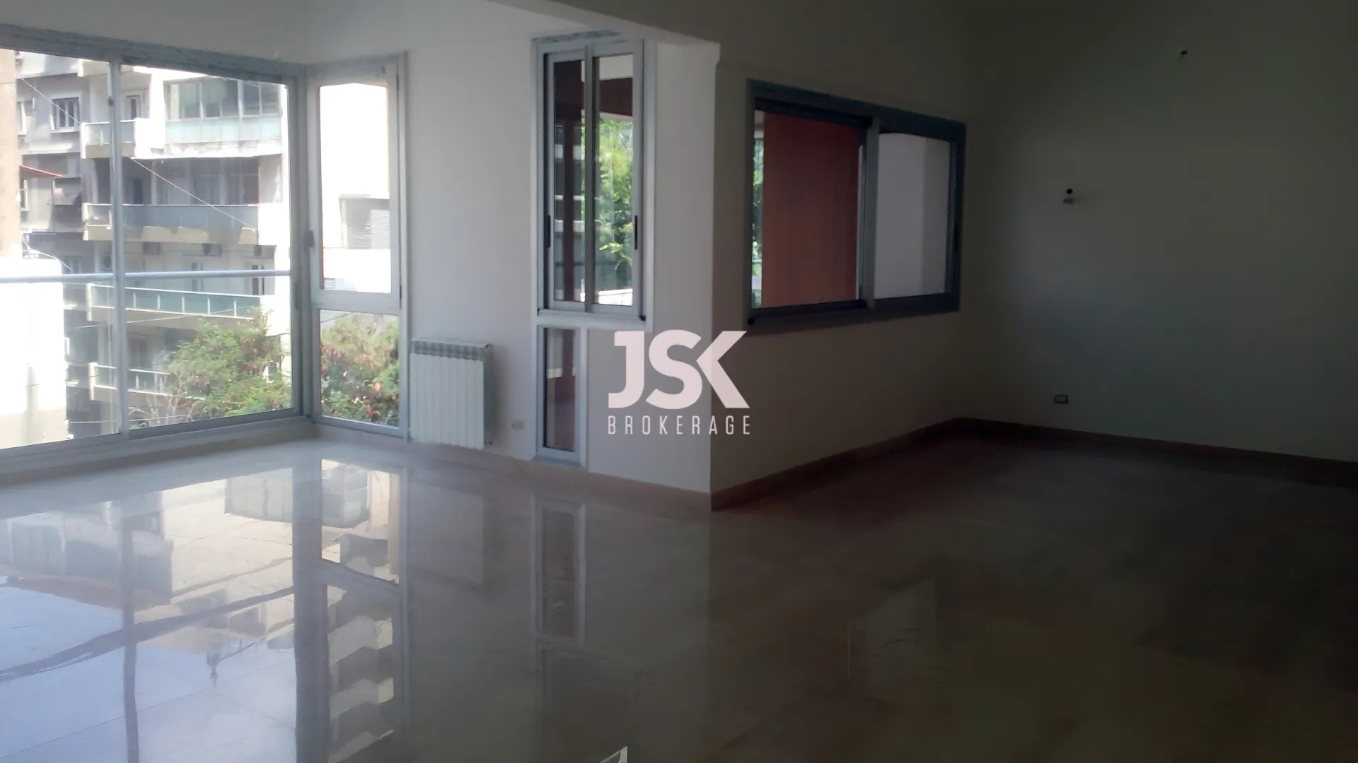 Apartment for Rent in Achrafieh - 3 bed, 4 bath