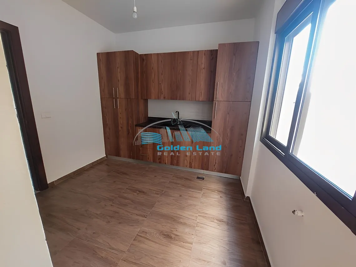 Apartment for Sale in Mazraat Yachoua, Lebanon - 3 bed, 3 bath