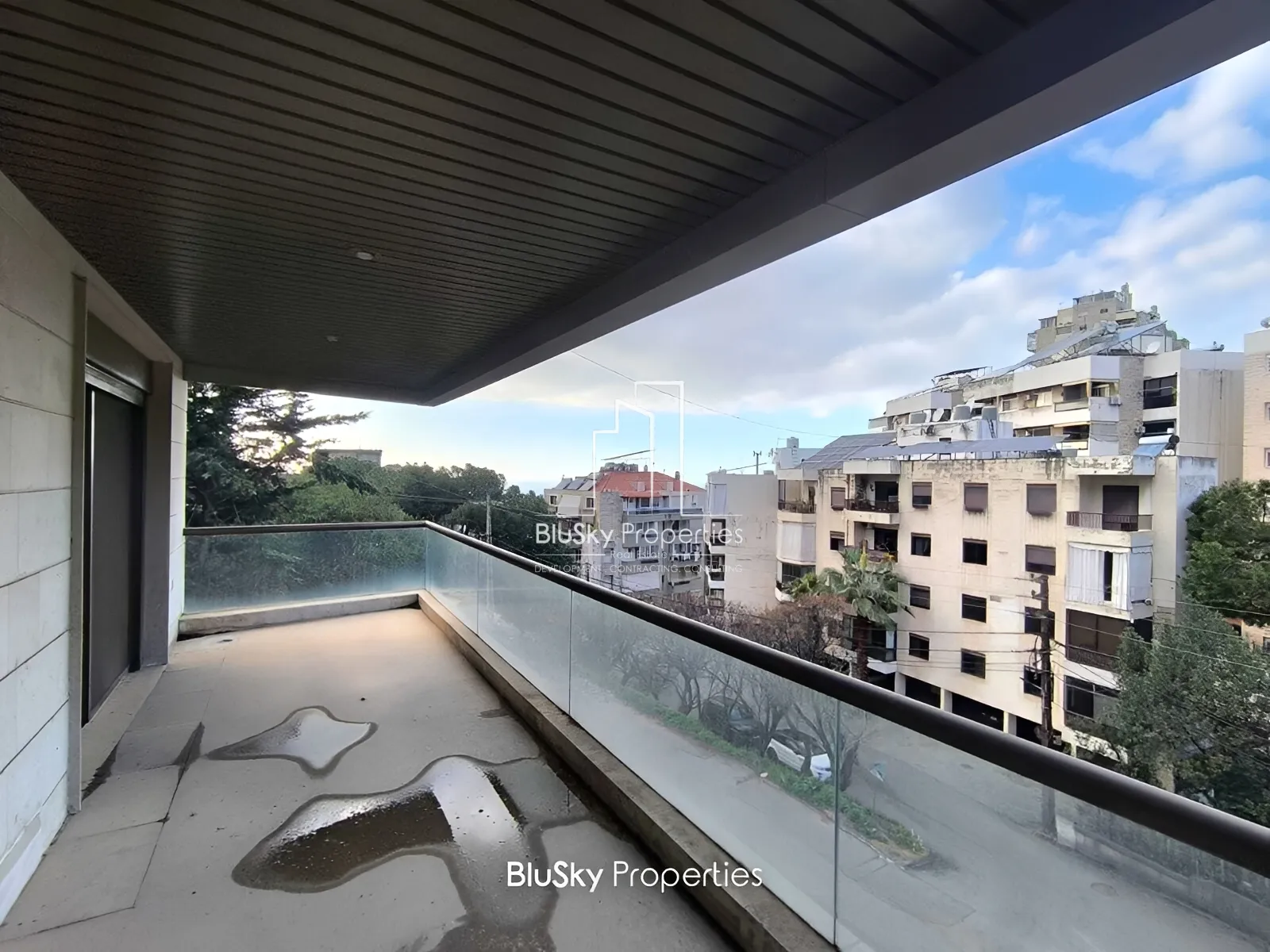 Apartment for Sale in Mtayleb - 3 bed, 4 bath