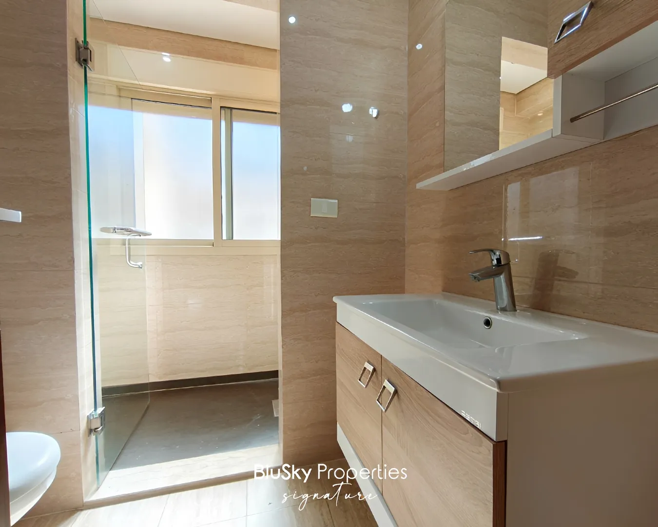 Apartment for rent in Baabdat