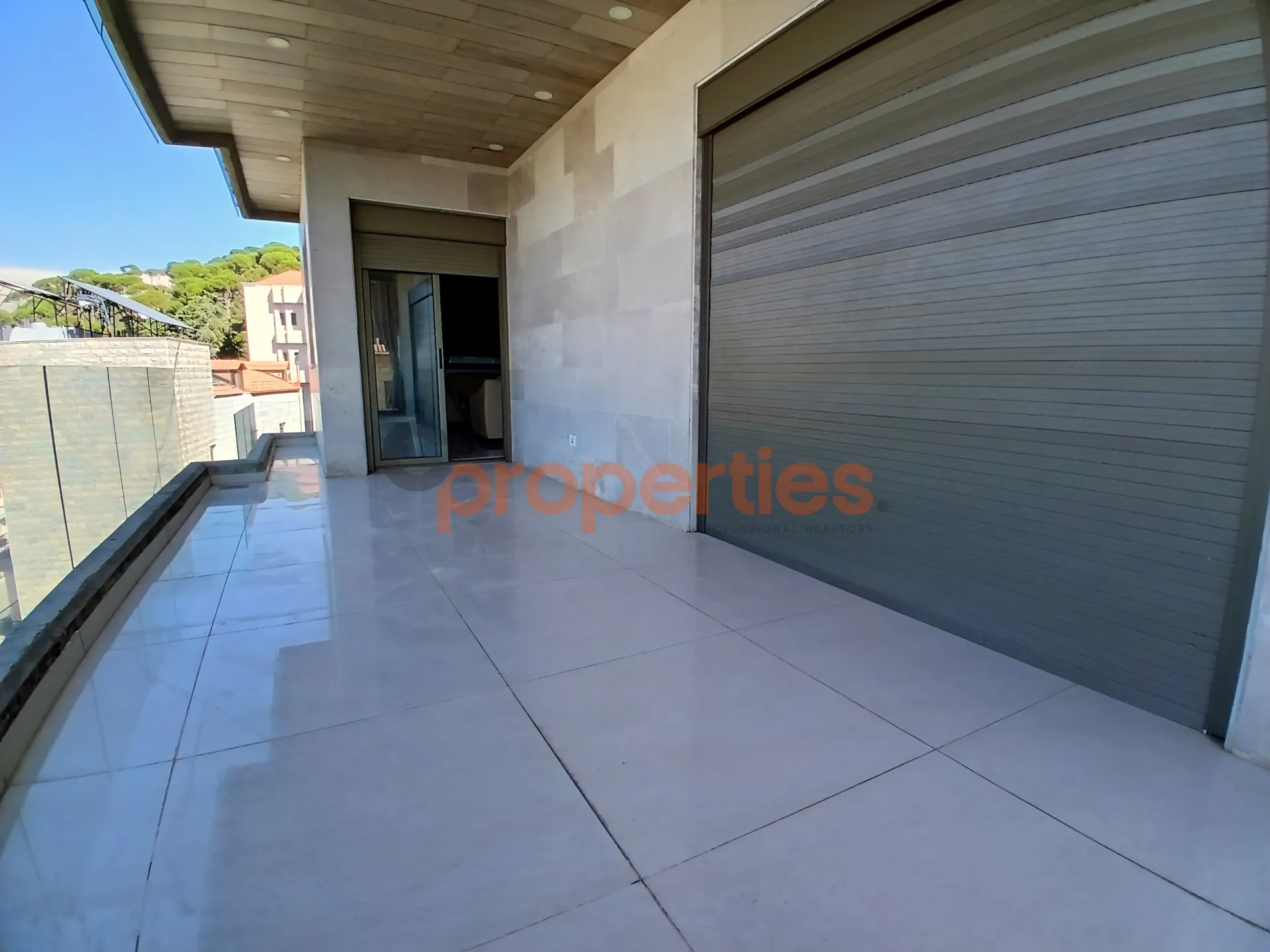 Apartment for Rent in Khenchara & Jouar