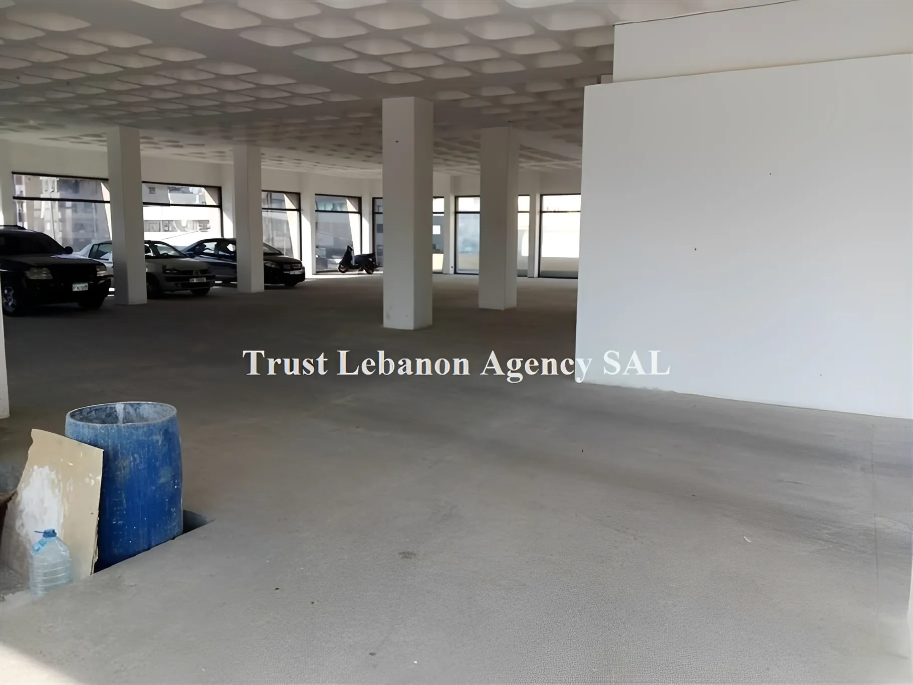 Commercial Property For Rent in Metn, Dawra