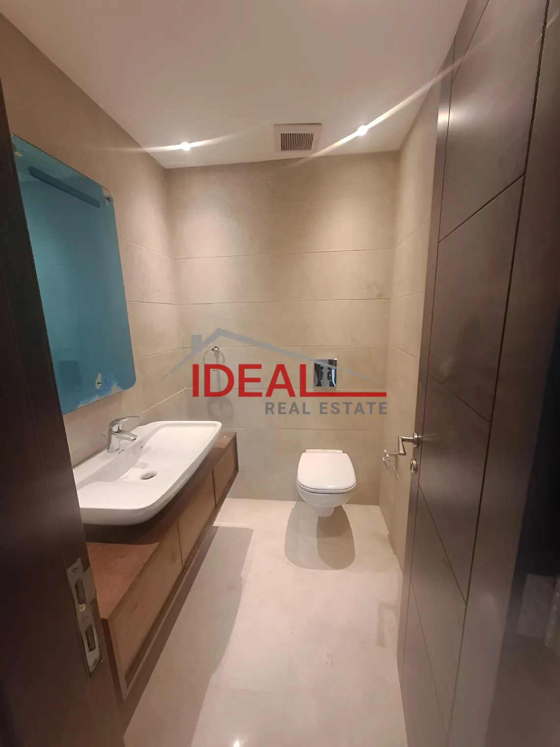 Apartment for rent in Adma w Dafnah, Lebanon - 3 bed, 3 bath