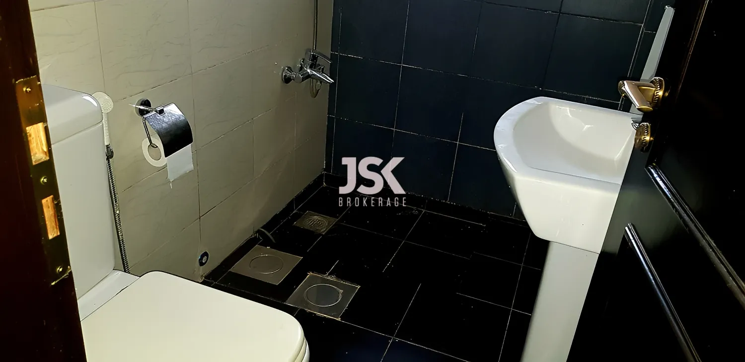Villa for Sale in Kfour