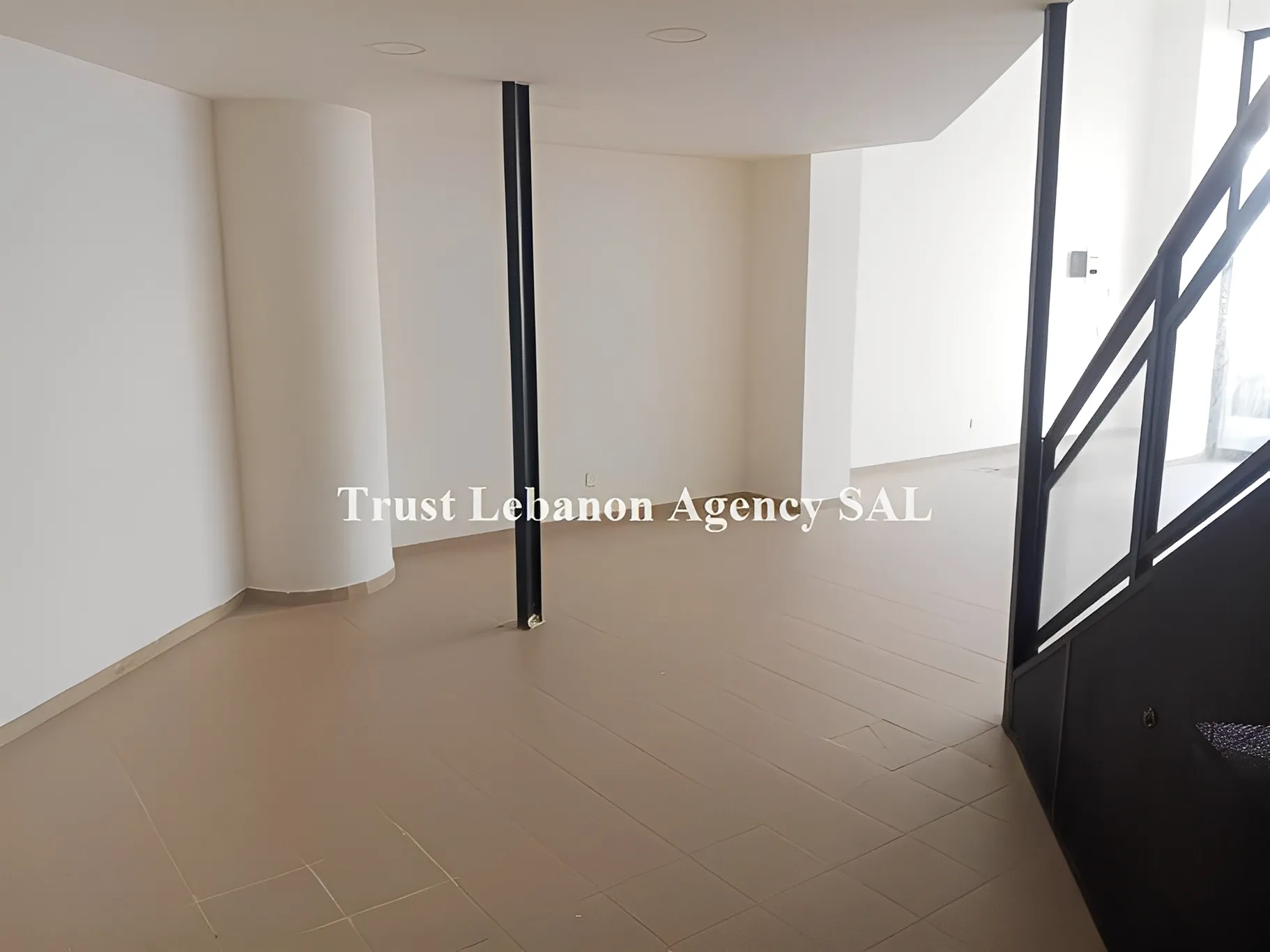 Shop For Rent in Beirut, Ashrafieh