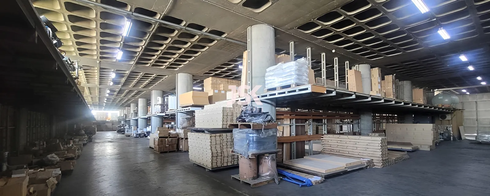 Building for Rent in Fidar
