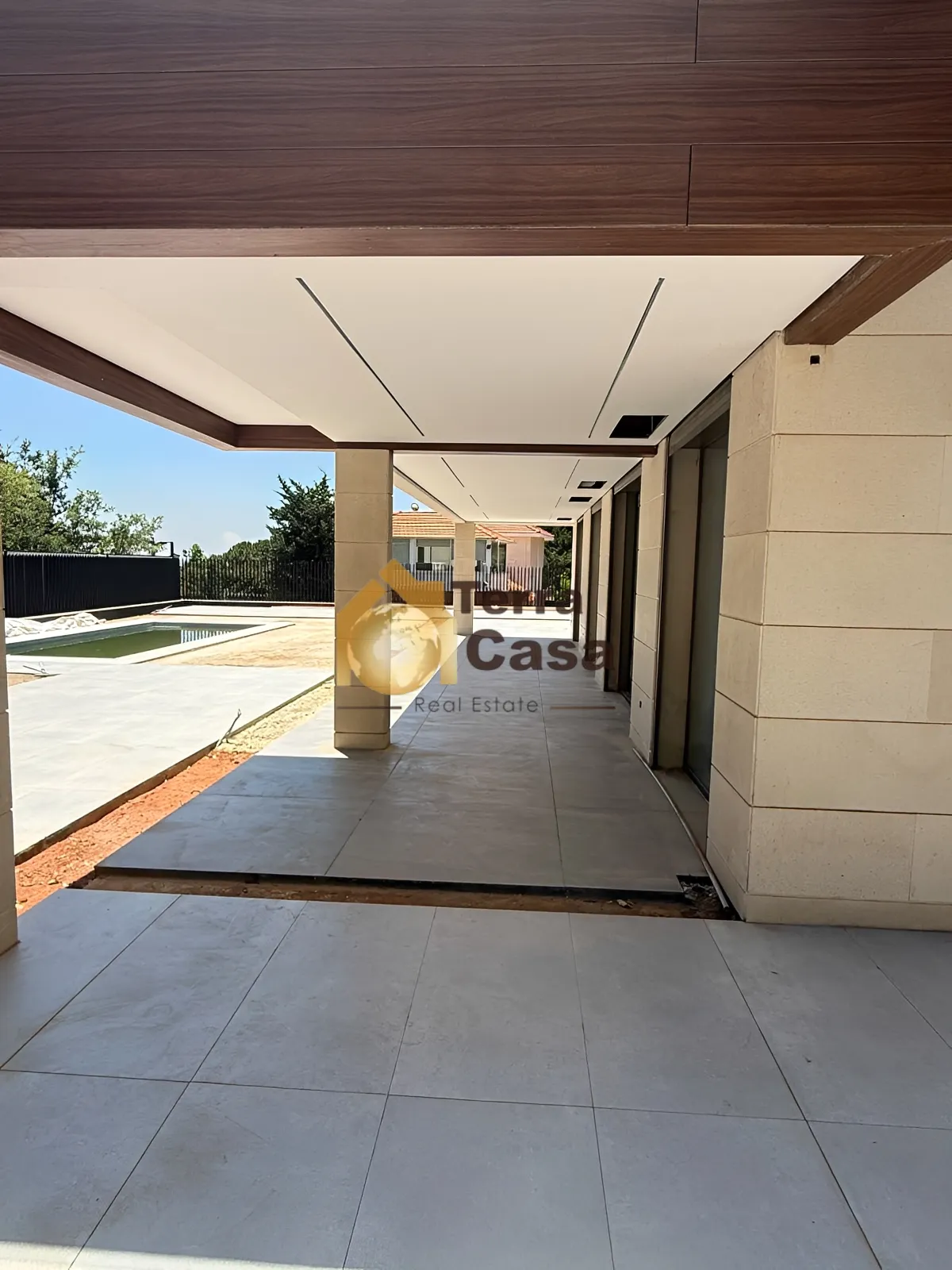 Villa for sale in Baabdat