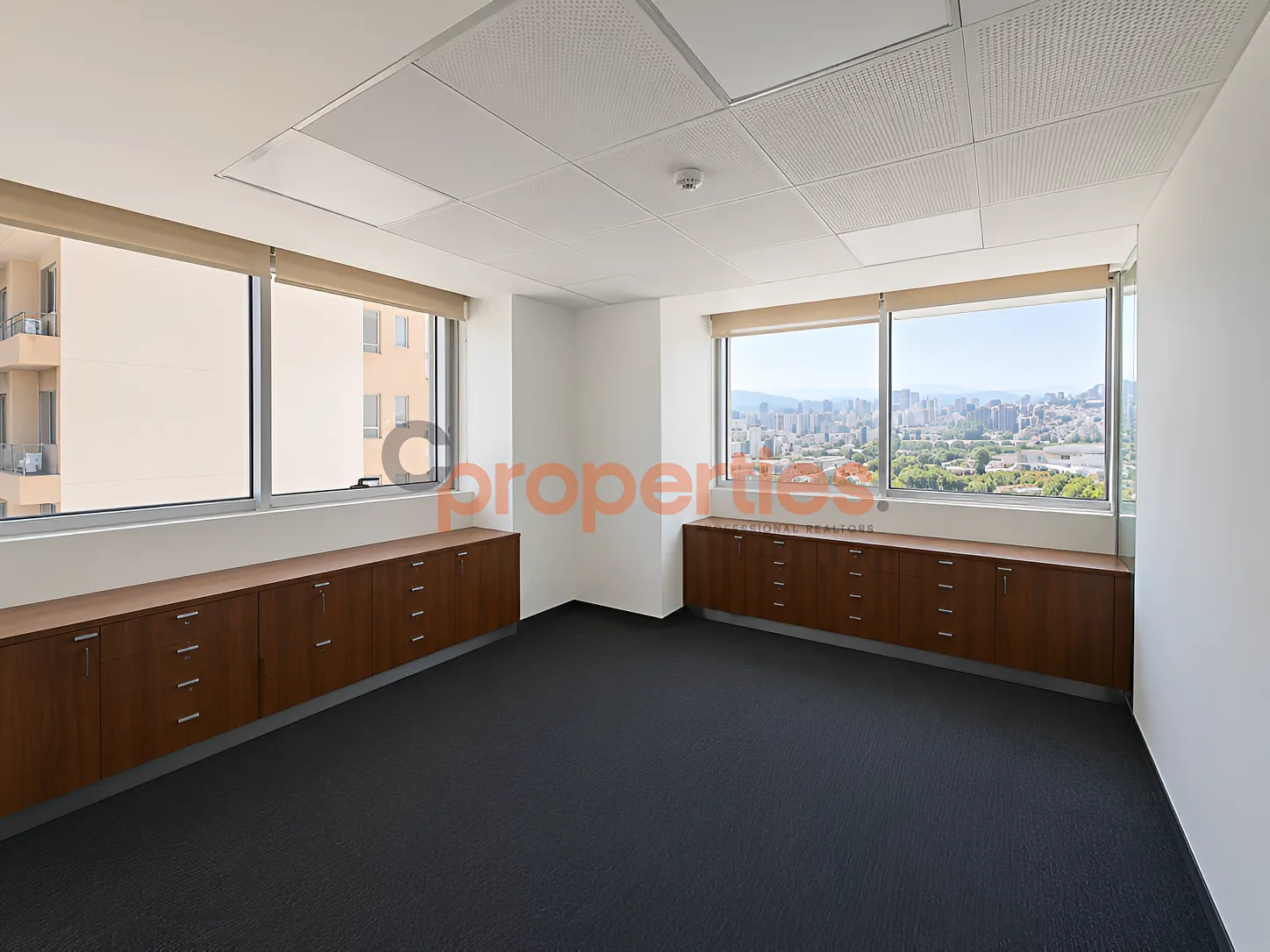 Commercial for rent in Dekwaneh, Lebanon