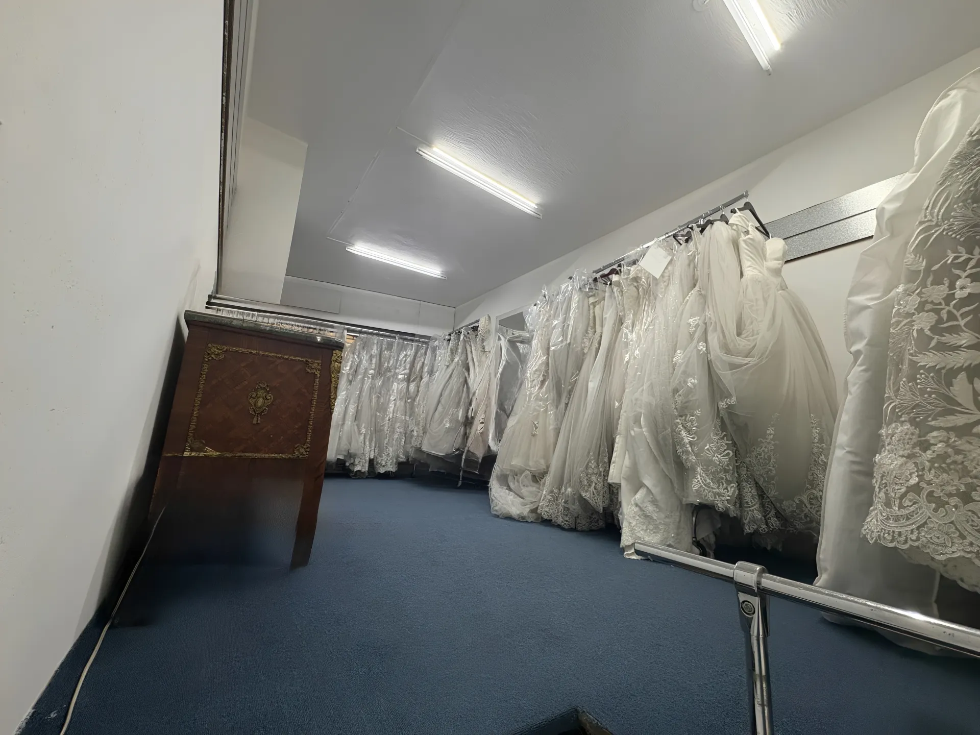 Shop for sale in Zarif