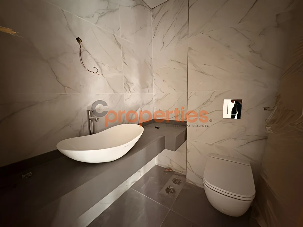 Apartment for Rent in Louaizeh