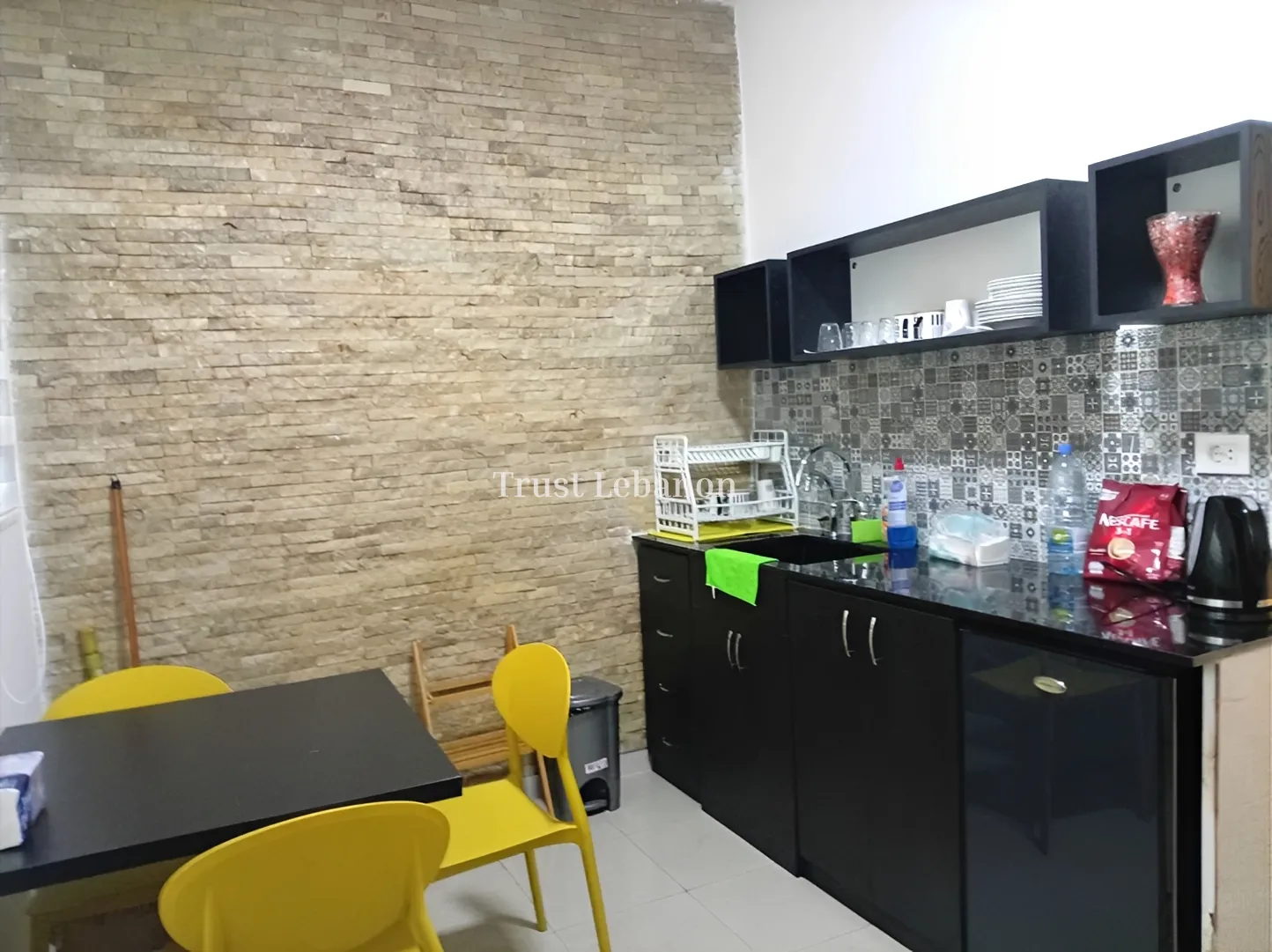 Office for rent in Jdeideh, Lebanon