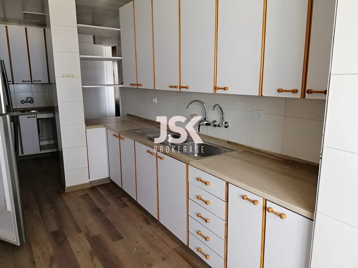Apartment for Rent in Achrafieh