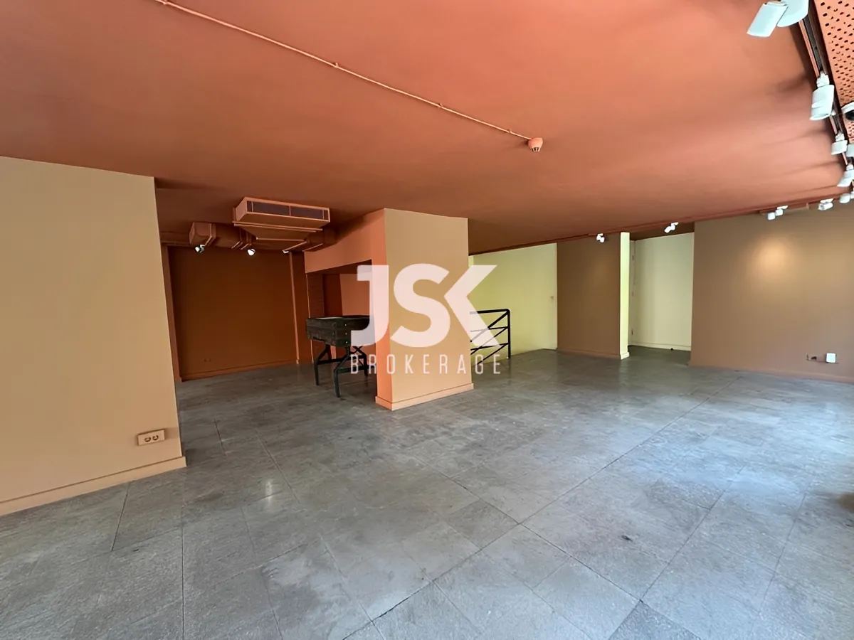Showroom for rent in Clemenceau, Beirut, Lebanon