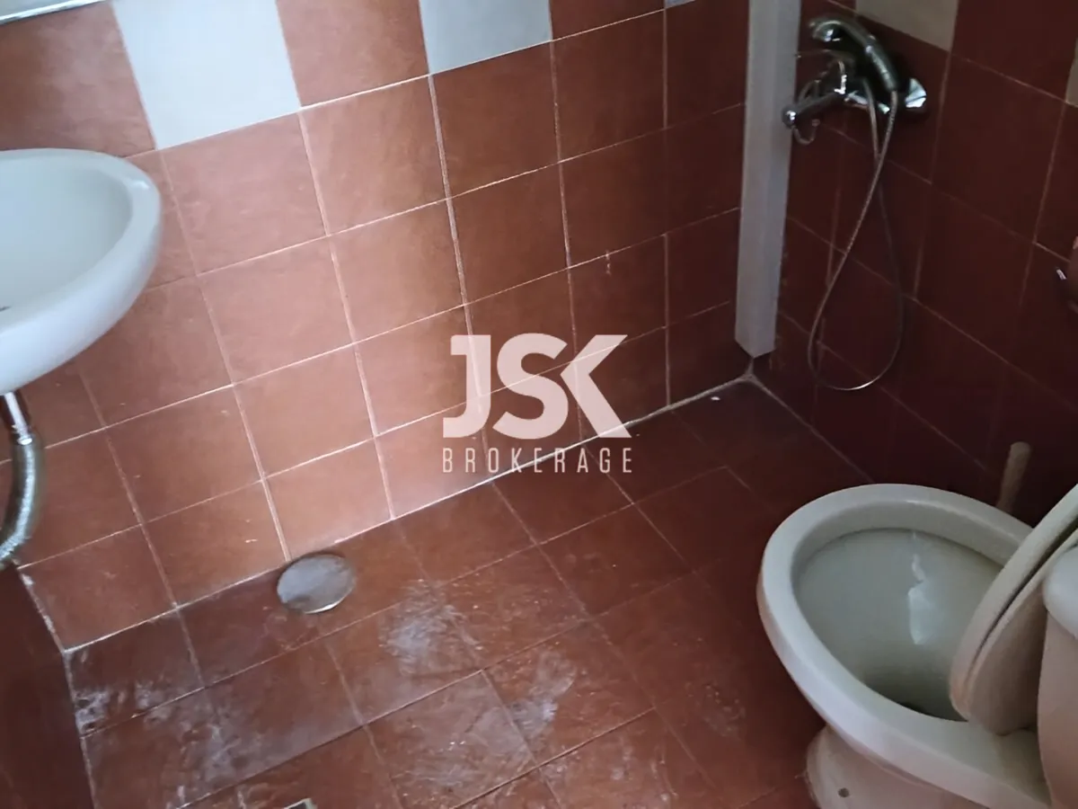 Office for rent in Jal El Dib