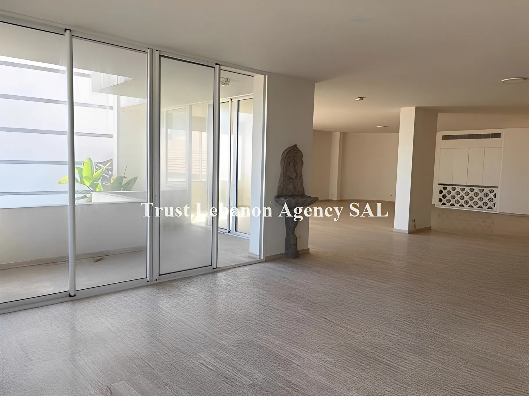 Apartment for Rent in Achrafieh Sursock - 3 bed, 5 bath