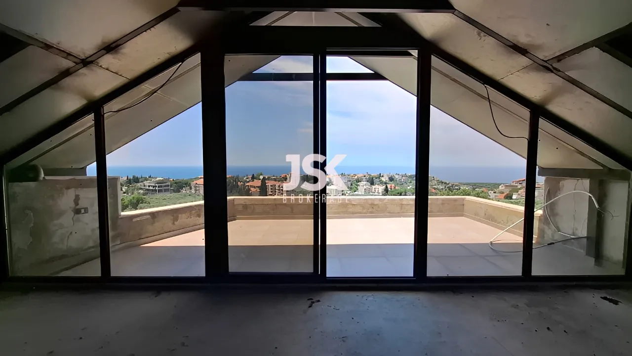 Villa for Sale in Aamchit